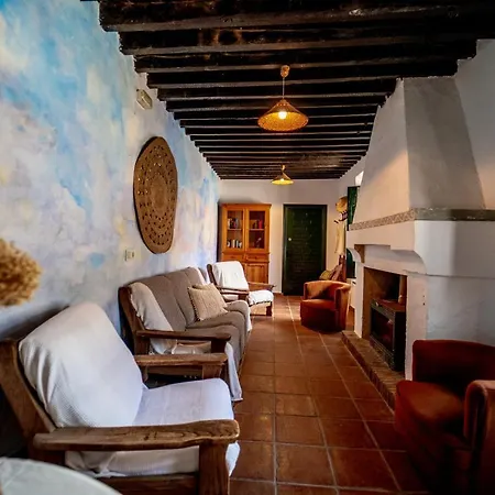 Country house Algaba De *