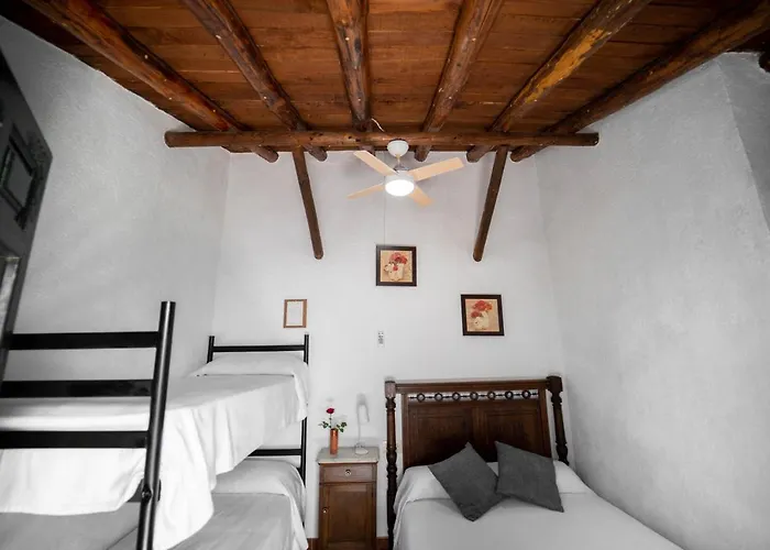 Algaba De Otel